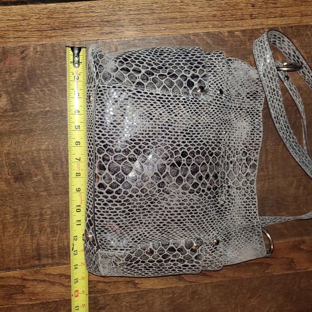 B. Makowsky vintage grey handbag - Picture 9 of 11